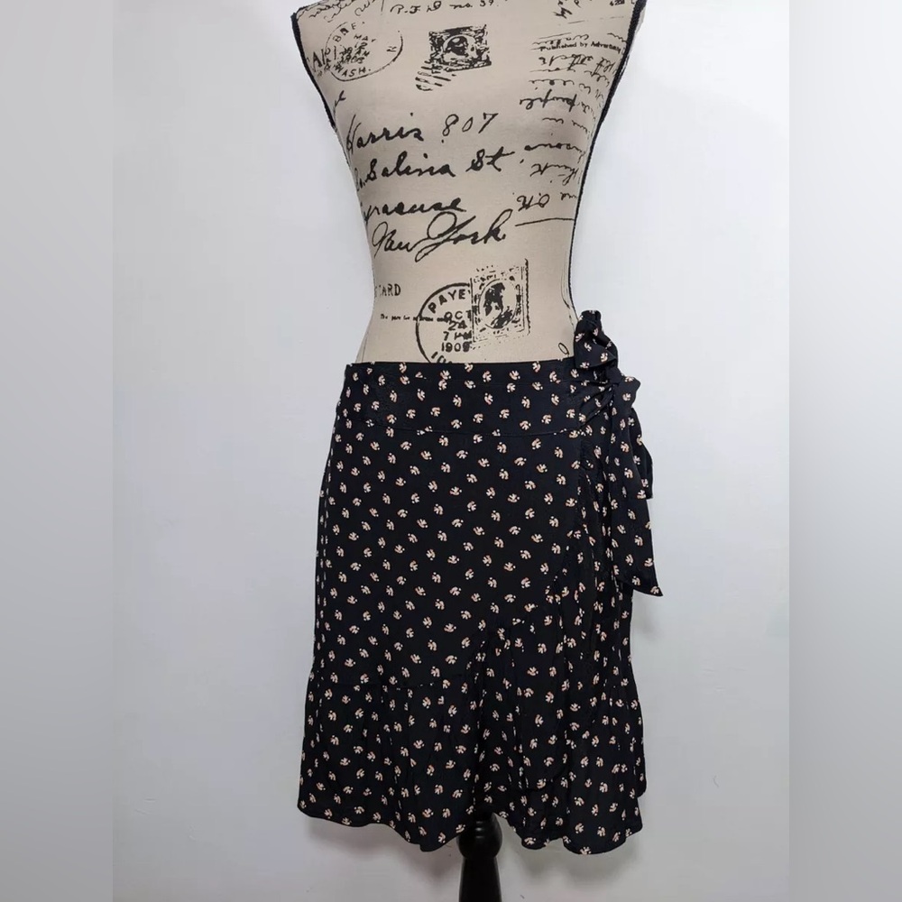 Gap wrap skirt